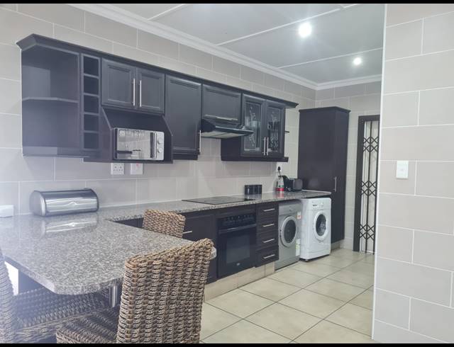 3 BEDROOM DUET FOR SALE IN BIRDSWOOD